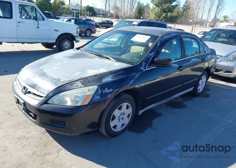 2006 Honda Accord 2.4 Lx из США, поврежденный, VIN 1HGCM56446A013458